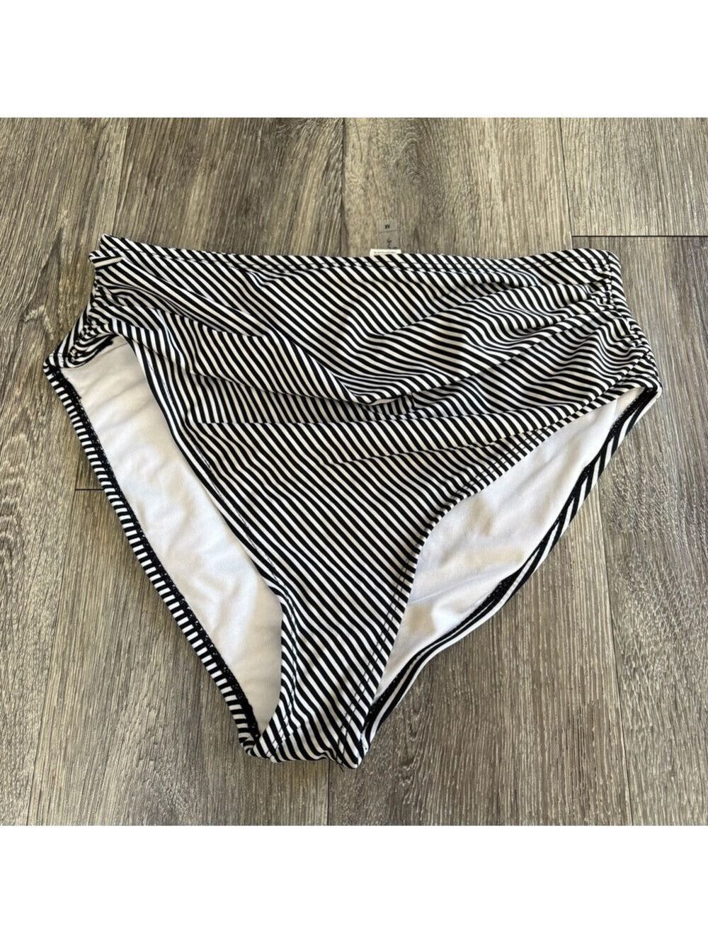 Cupshe High Waist Black and White Striped Bikini Bottom Size M